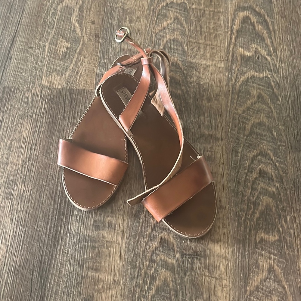Steve Madden sandals 9.5